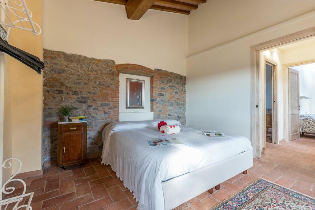 Relais Del Lago E Relais Del Monte Filettole Экстерьер фото